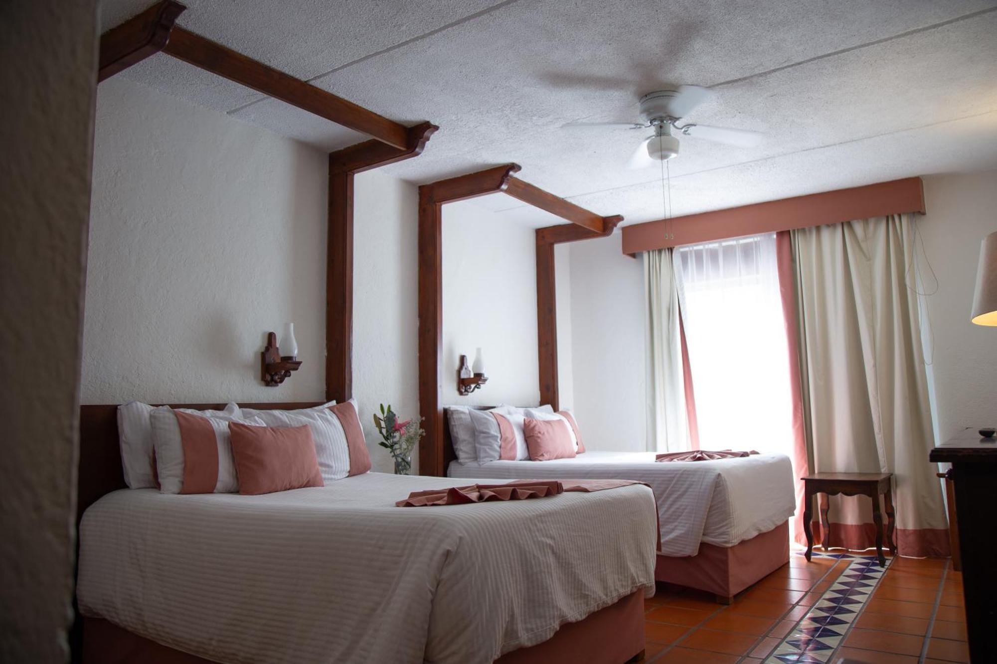Mision Guanajuato Hotel Exterior photo