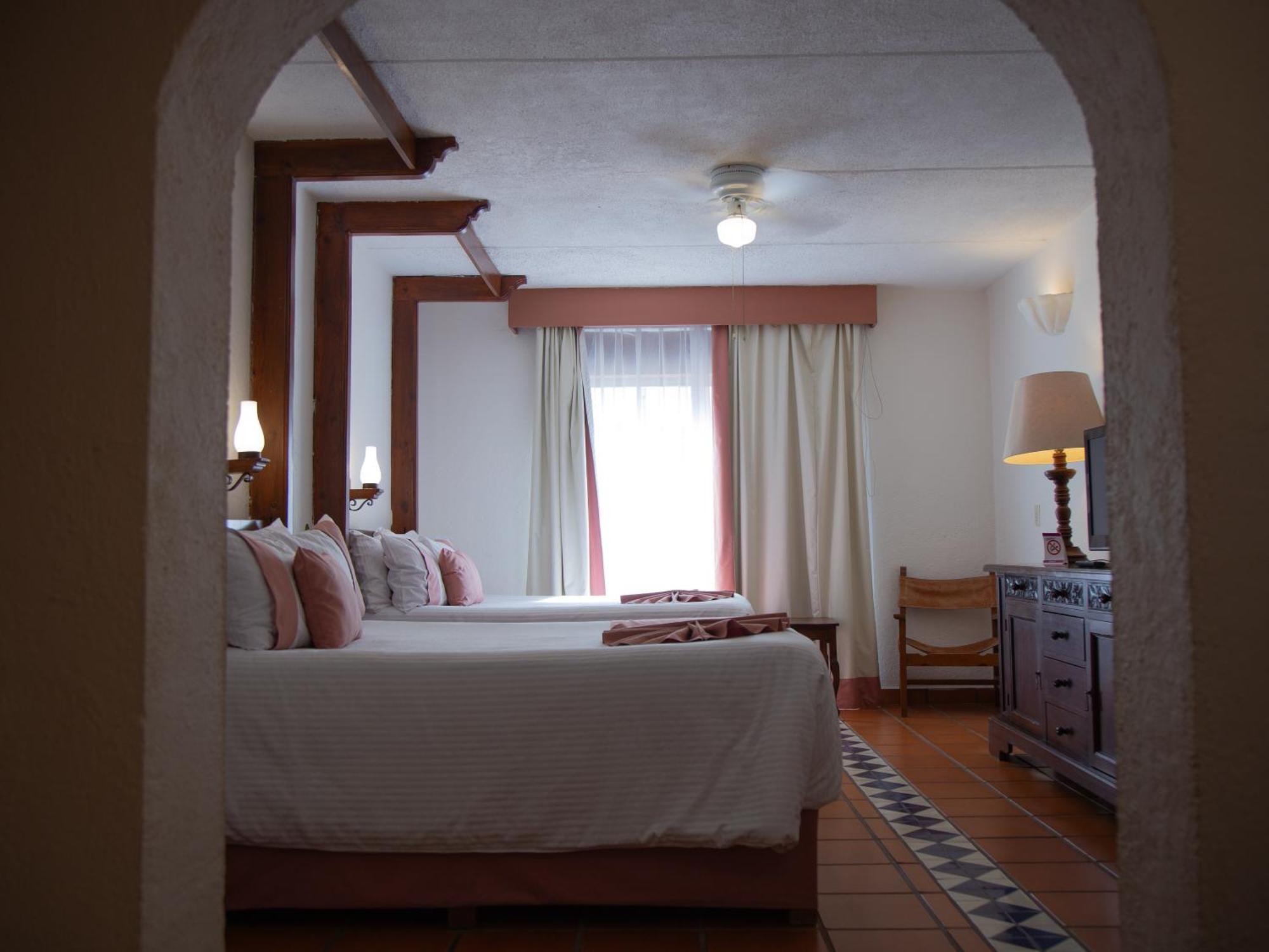 Mision Guanajuato Hotel Exterior photo