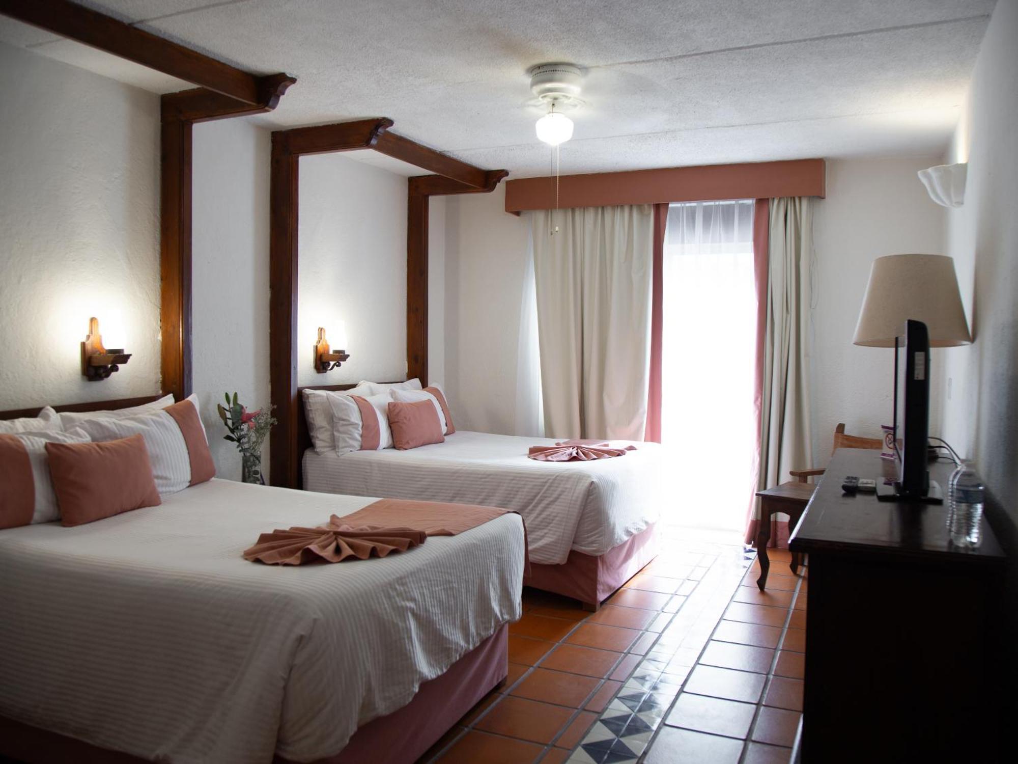 Mision Guanajuato Hotel Exterior photo